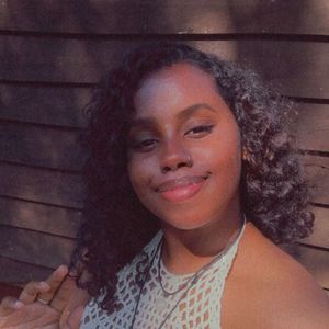 Meet your Posher, Ayan